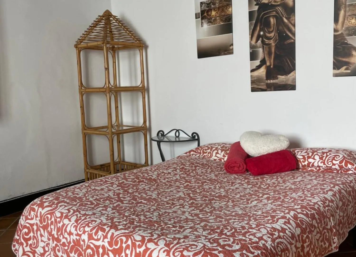 Casa Rural Para Descansar Osor 0*,  Espagne